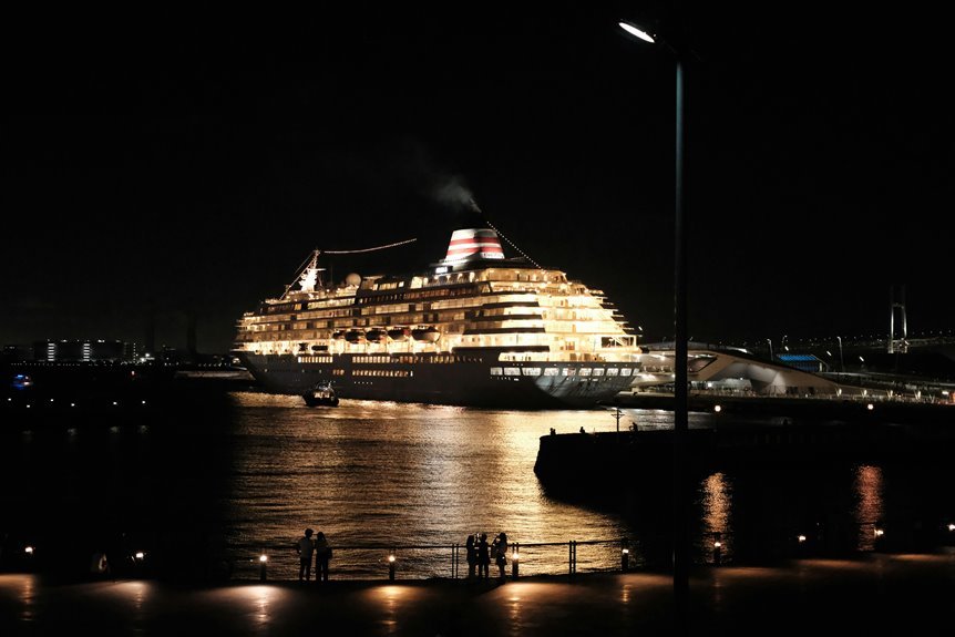 luminous crest bay location