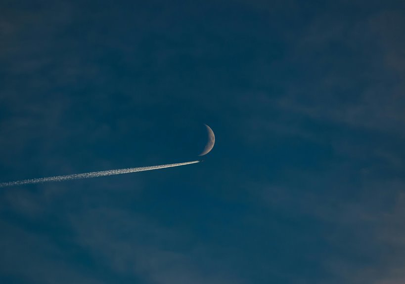 moonfall crest jet model